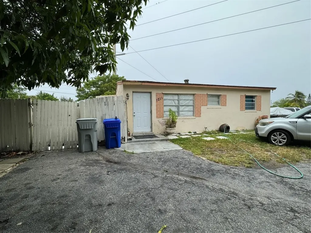 1211 NE 32nd Street Pompano Beach FL 33064