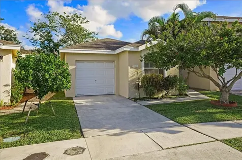4034 Eastridge Circle Deerfield Beach FL 33064