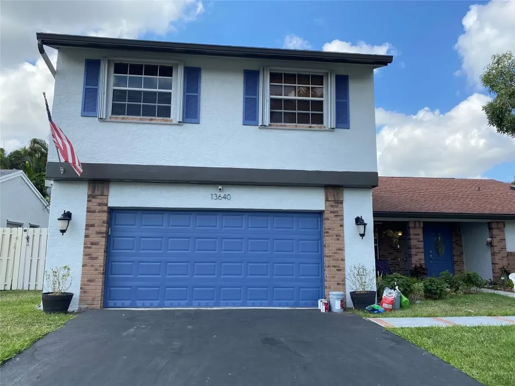 13640 Roanoke Street Davie FL 33325
