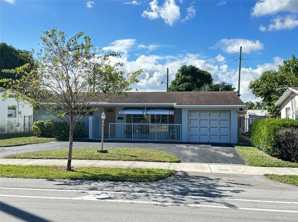 2521 NW 64th Avenue Sunrise FL 33313