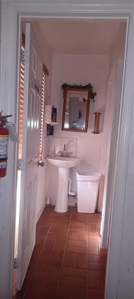 4195 NW 165th Street Miami Gardens FL 33054