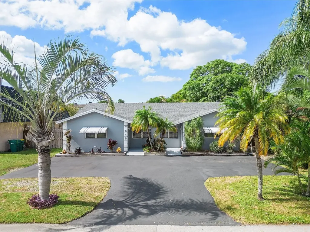 7649 NW 73rd Terrace Tamarac FL 33321