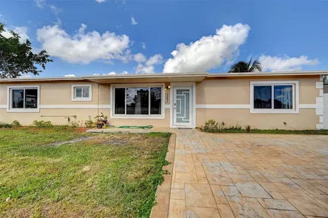 2341 NW 208th Street Miami Gardens FL 33056