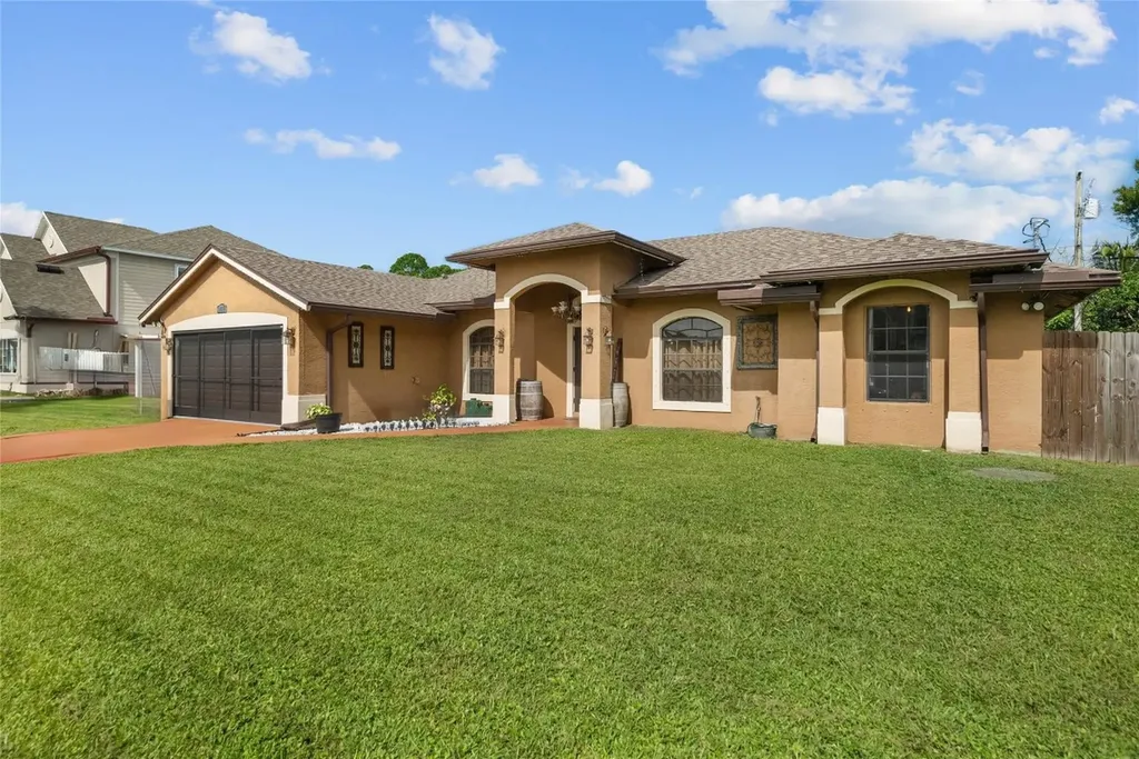 1889 SW Whipple Avenue Port St Lucie FL 34953