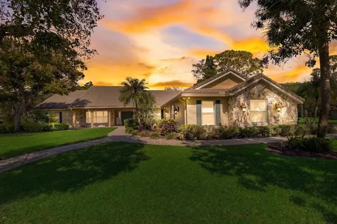 8161 NW 51st Place Coral Springs FL 33067