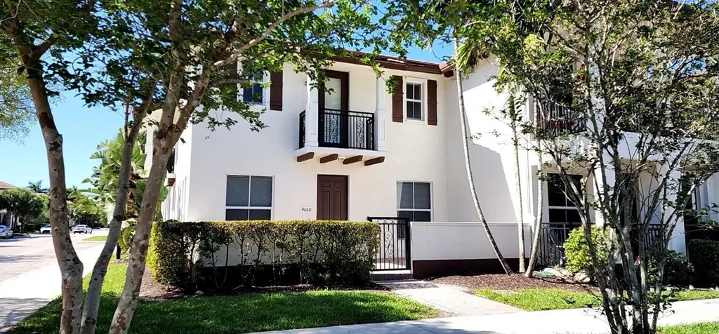 4668 Olympia Court Coconut Creek FL 33073