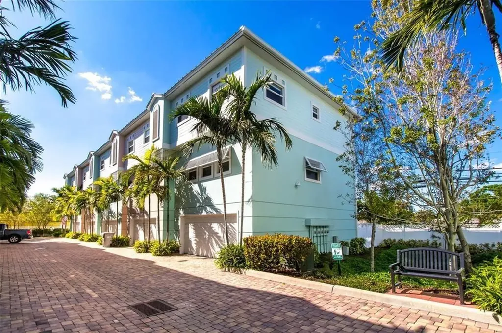 437 NE 1st Street Pompano Beach FL 33060