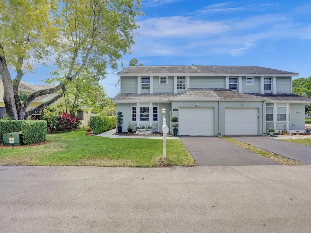 11080 SW 9th Place Davie FL 33324