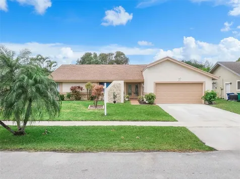 4471 NW 74th Avenue Lauderhill FL 33319
