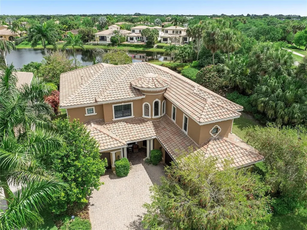 10103 Sweet Bay Manor Parkland FL 33076