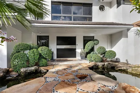 9464 NW 52nd Doral Lane Doral FL 33178