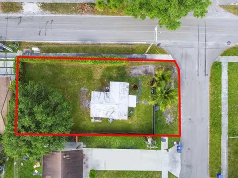 6170 Garfield Street Hollywood FL 33024