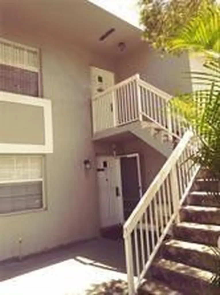 471 NE 210th Circle Terrace North Miami Beach FL 33179