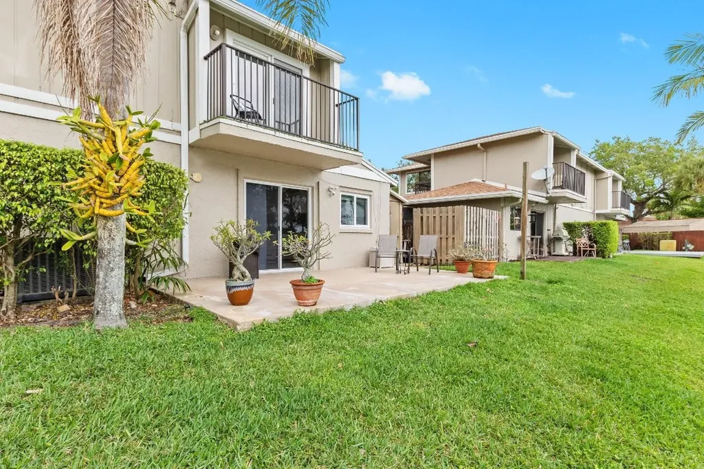 634 NW 132nd Terrace Plantation FL 33325