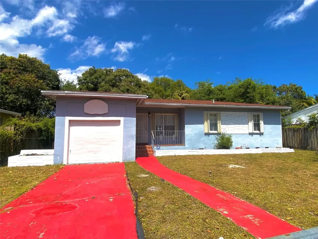 1525 NE 149th Street Miami FL 33161
