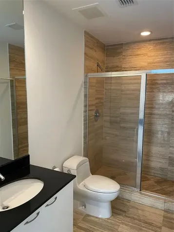 16001 Collins Avenue Sunny Isles Beach FL 33160