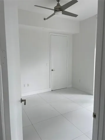 16001 Collins Avenue Sunny Isles Beach FL 33160
