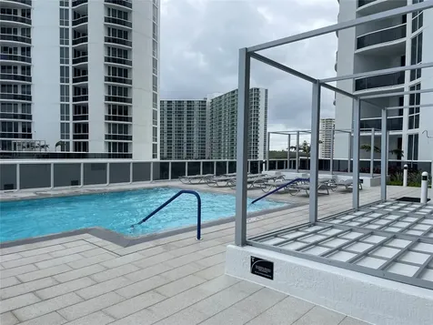 16001 Collins Avenue Sunny Isles Beach FL 33160