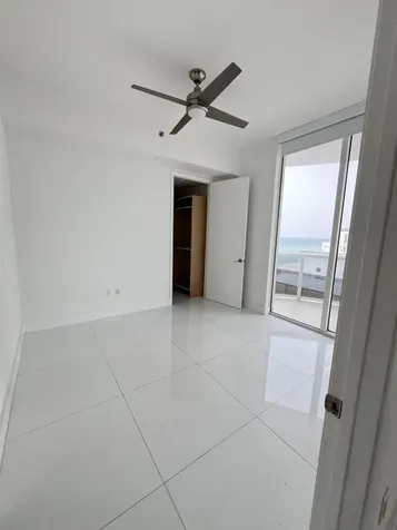 16001 Collins Avenue Sunny Isles Beach FL 33160