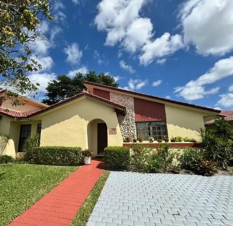 9525 Toledo Lane Davie FL 33324