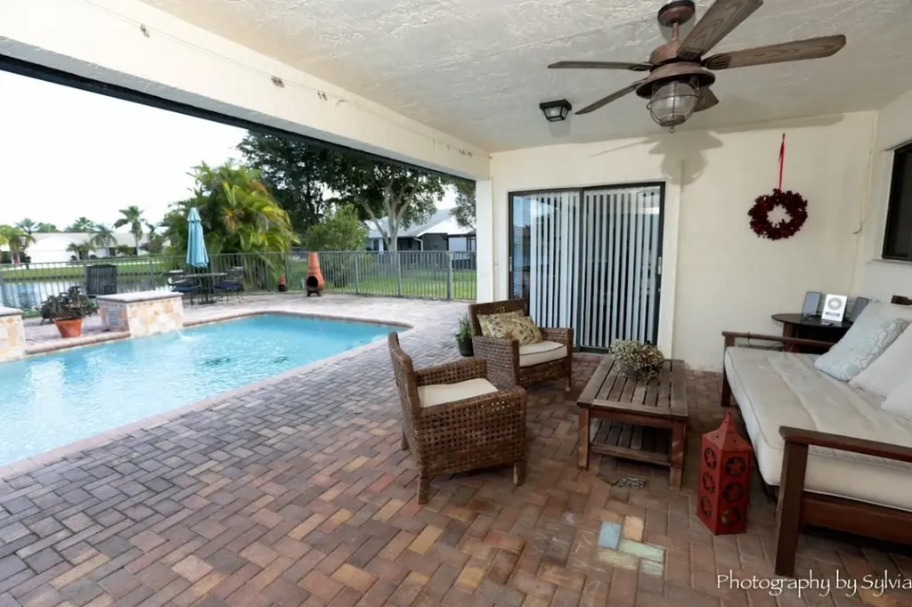 19944 Court Of The Lions Boca Raton FL 33434