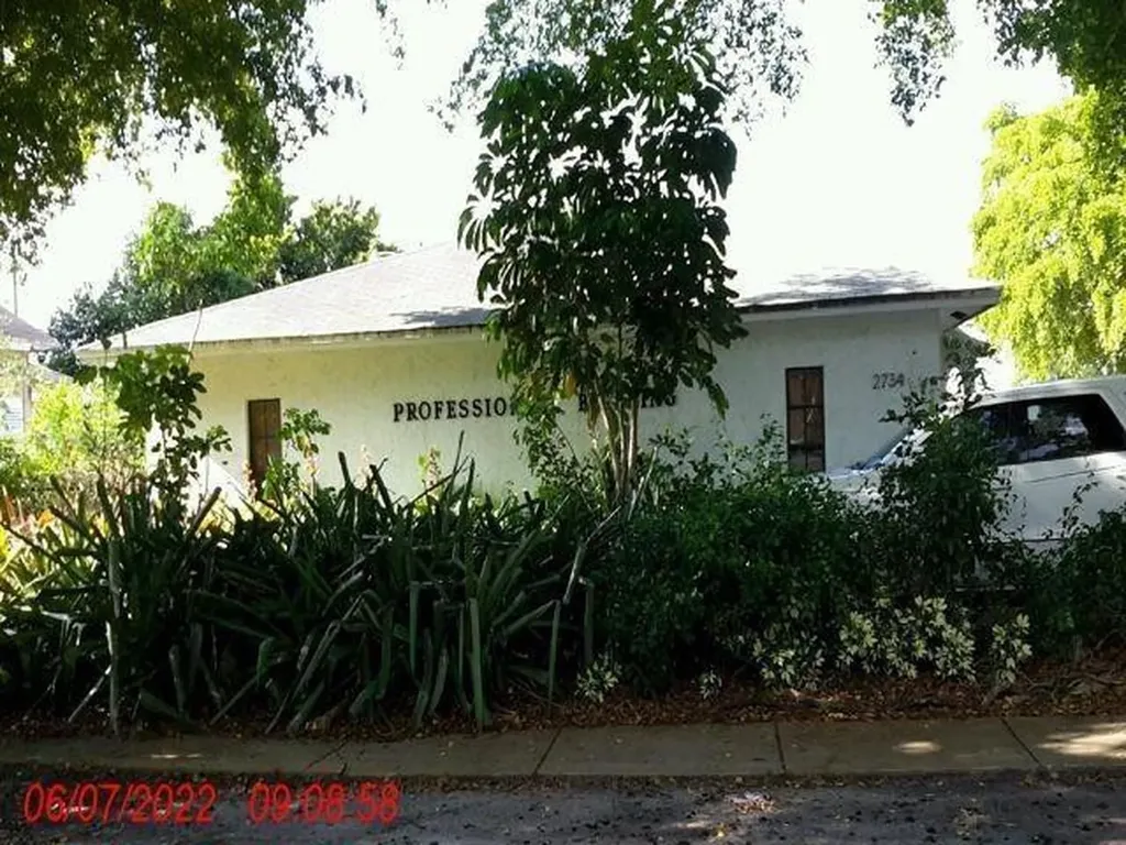 2734 Polk Street Hollywood FL 33020