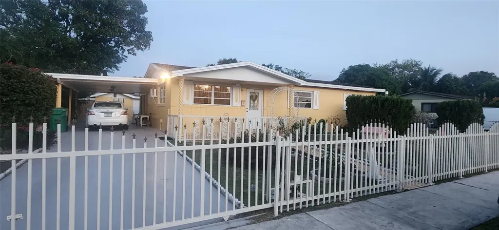 20201 SW 113th Place Miami FL 33189
