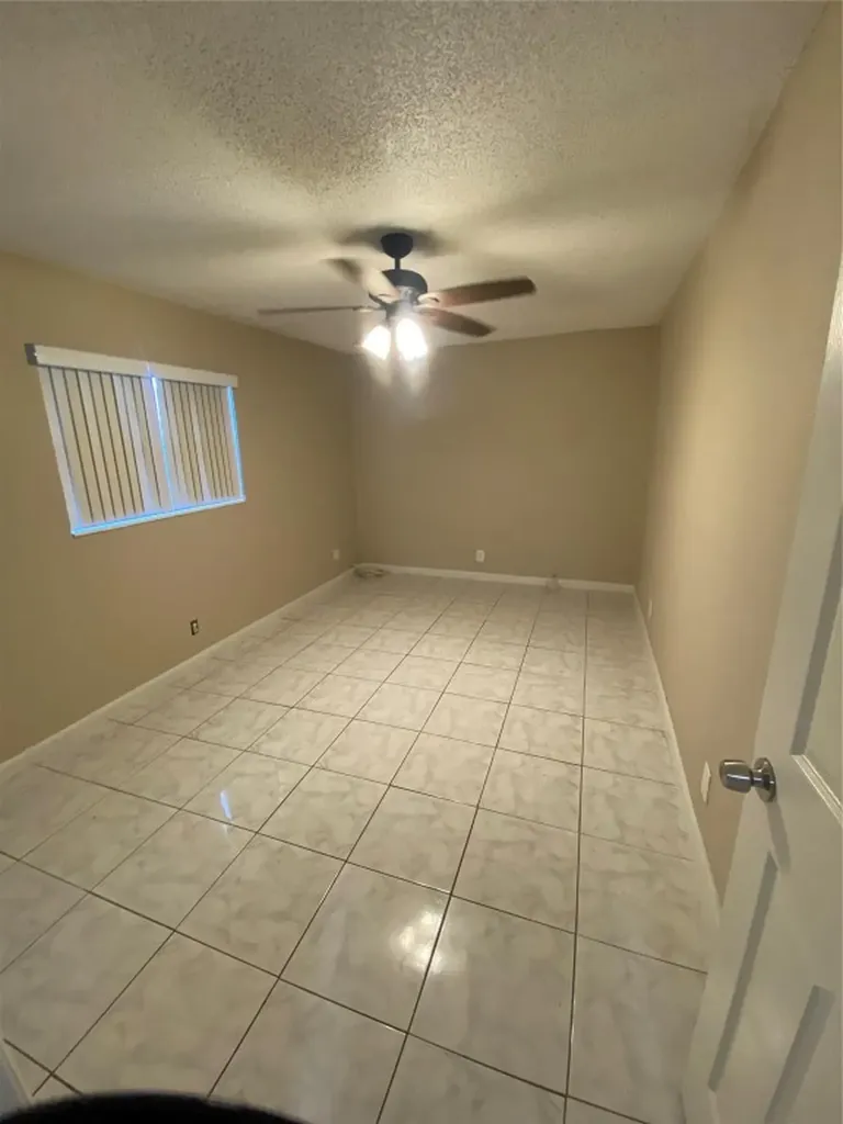 5709 NW 27th Court Fort Lauderdale FL 33313
