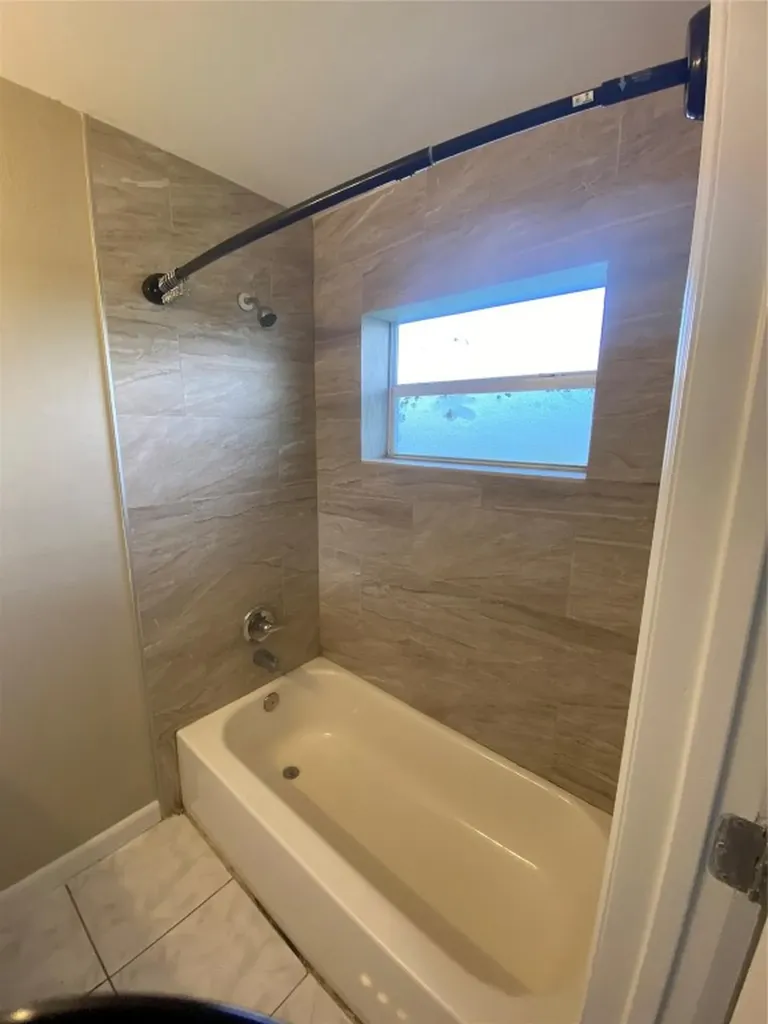5709 NW 27th Court Fort Lauderdale FL 33313