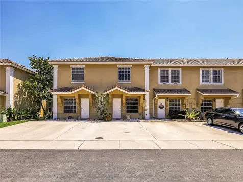 753 SW 122nd Terrace Pembroke Pines FL 33025