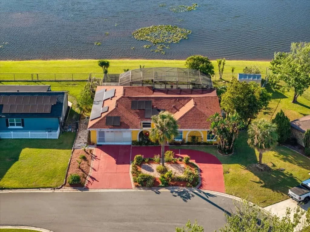 572 Bitterwood Court Kissimmee FL 34743