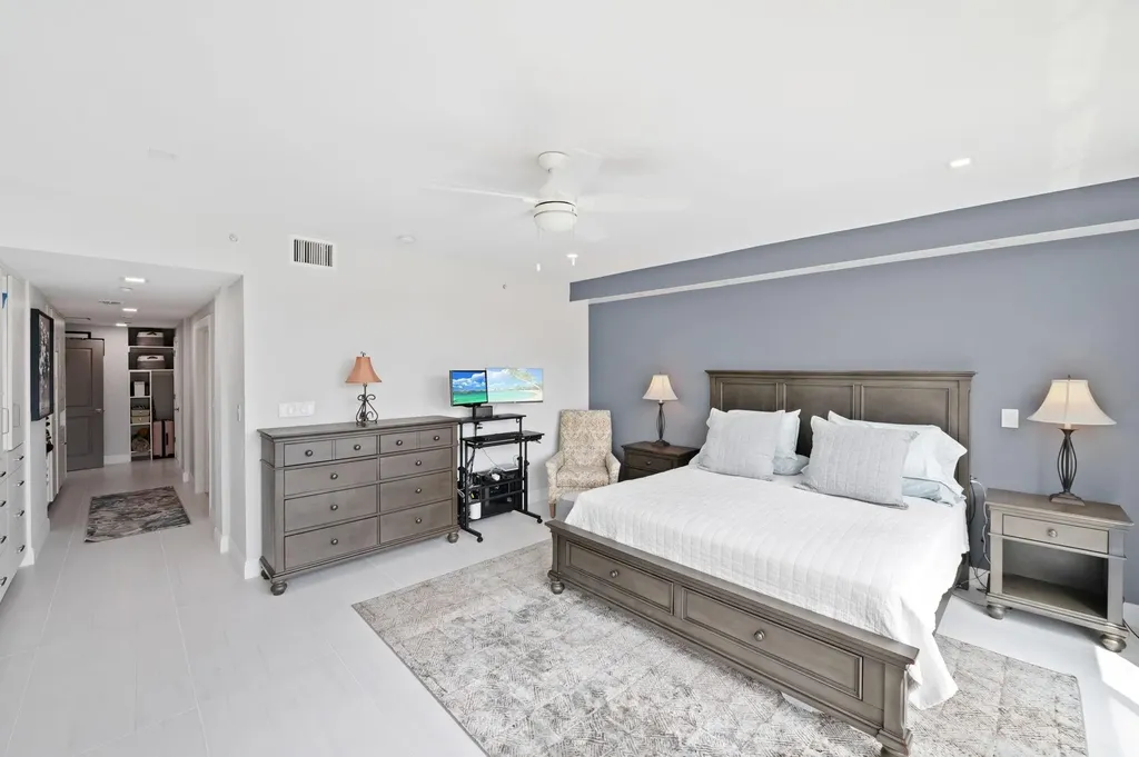 400 Hendricks Isle Fort Lauderdale FL 33301