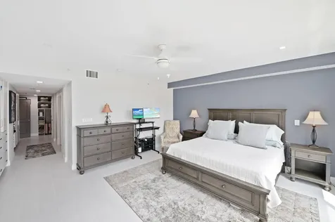 400 Hendricks Isle Fort Lauderdale FL 33301