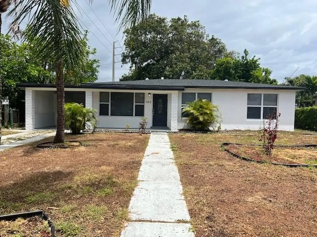 180 W 32nd Court Riviera Beach FL 33404
