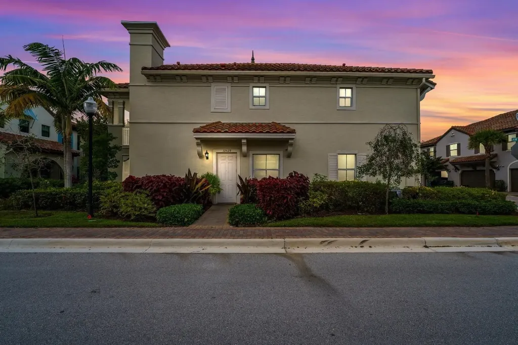 12529 NW 32nd Manor Sunrise FL 33323