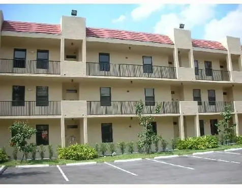 6729 Coral Lake Drive Margate FL 33063