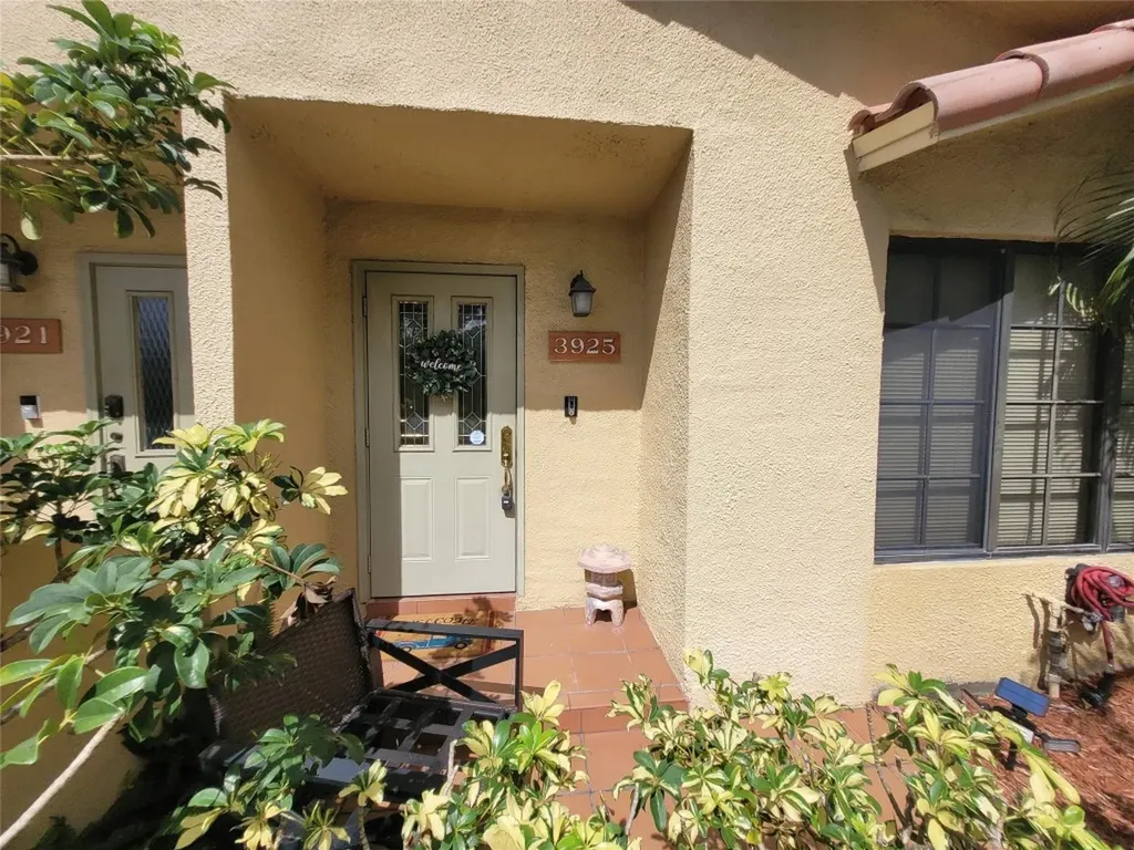 3925 NW 94th Avenue Sunrise FL 33351