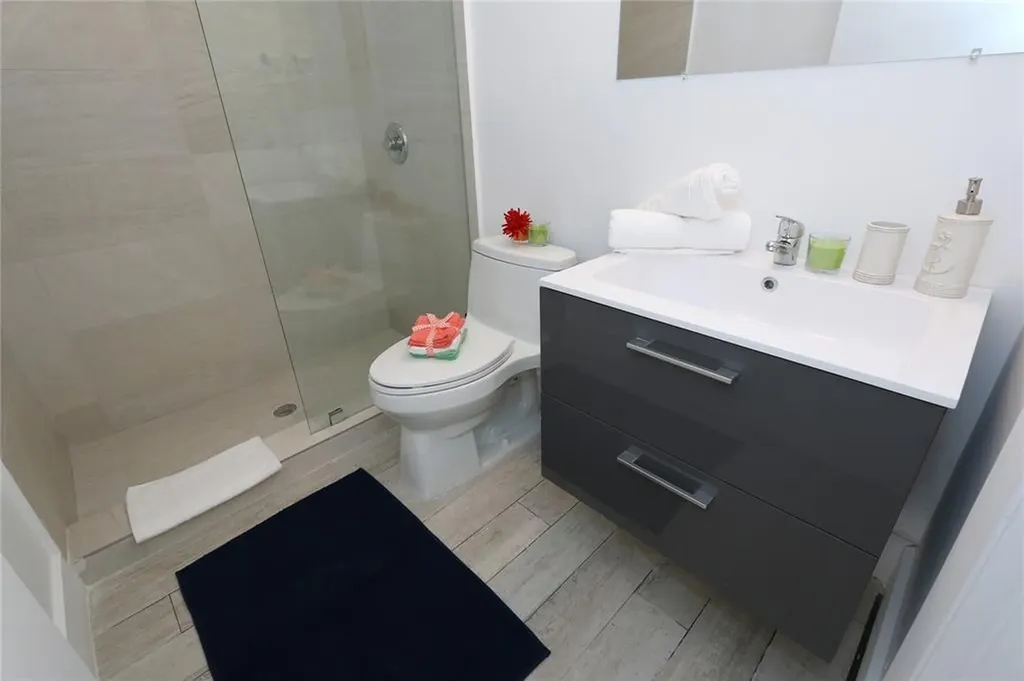 811 Jefferson Avenue Miami Beach FL 33139