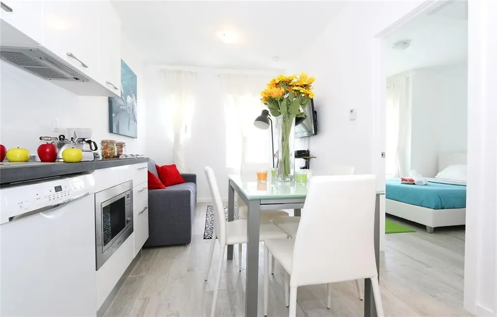 811 Jefferson Avenue Miami Beach FL 33139