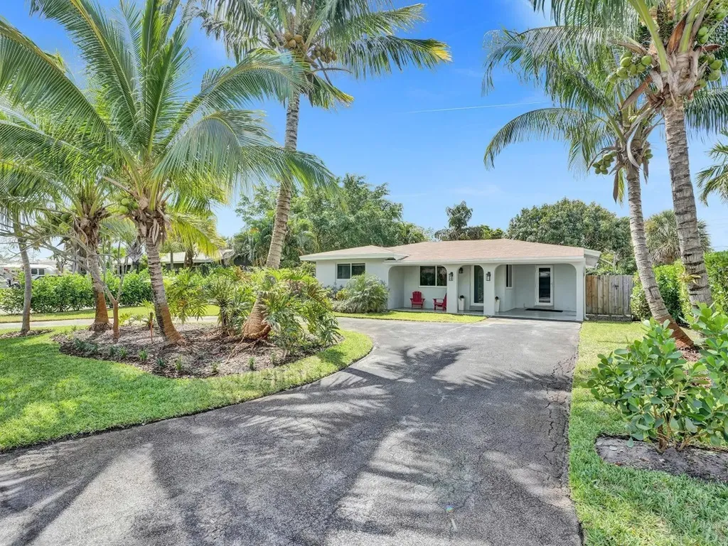 220 NW 36th Street Oakland Park FL 33309