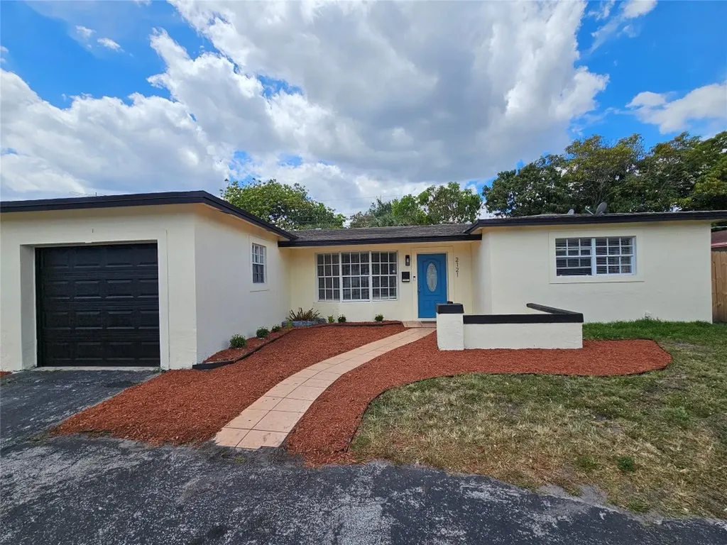 2121 NW 47th Avenue Lauderhill FL 33313