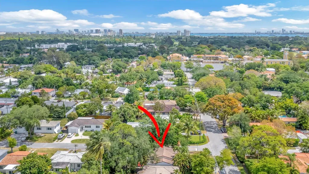 273 NE 107th Street Miami FL 33161