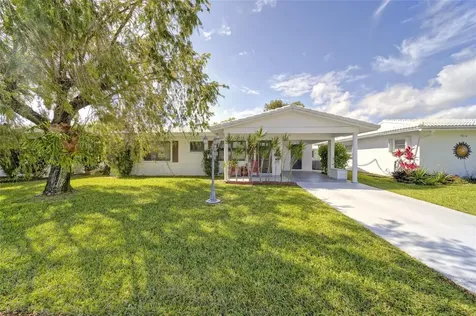 8422 NW 59th Court Tamarac FL 33321