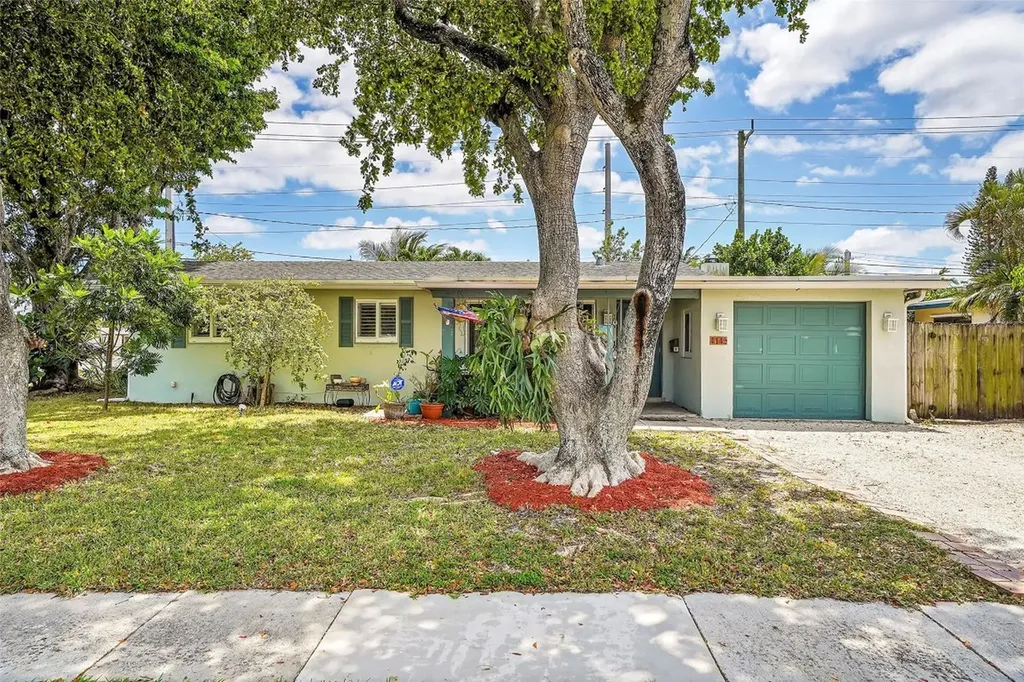 414 SW 14th Court Pompano Beach FL 33060