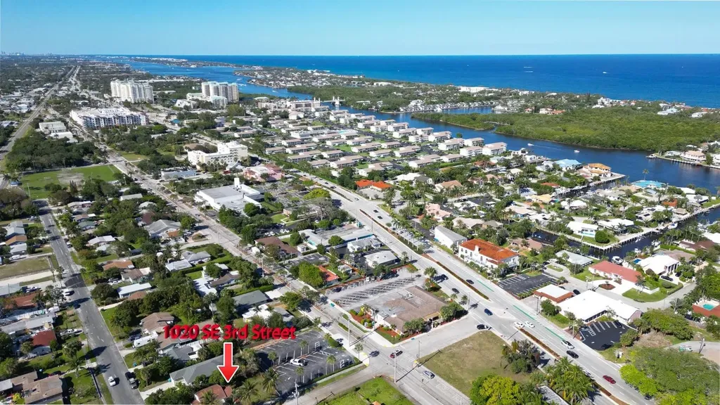 1020 SE 3rd Street Boynton Beach FL 33435
