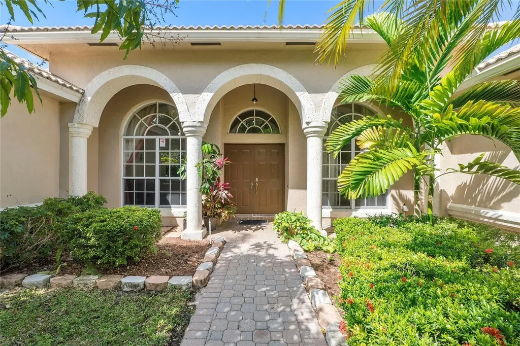 5038 NW 57th Way Coral Springs FL 33067