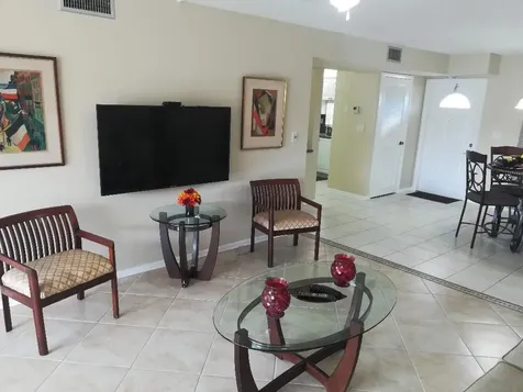 9420 S Hollybrook Lake Drive Pembroke Pines FL 33025
