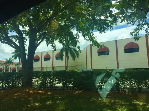 9420 S Hollybrook Lake Drive Pembroke Pines FL 33025