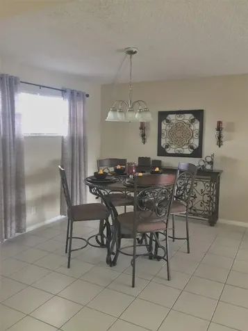 9420 S Hollybrook Lake Drive Pembroke Pines FL 33025
