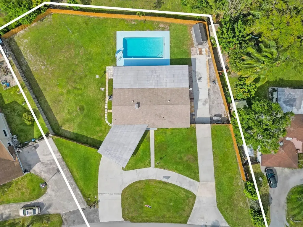 4421 SW 1st Street Plantation FL 33317